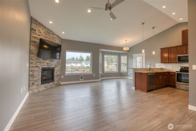 401 Canal Drive SE, Ocean Shores, WA 98569 - Photo 7