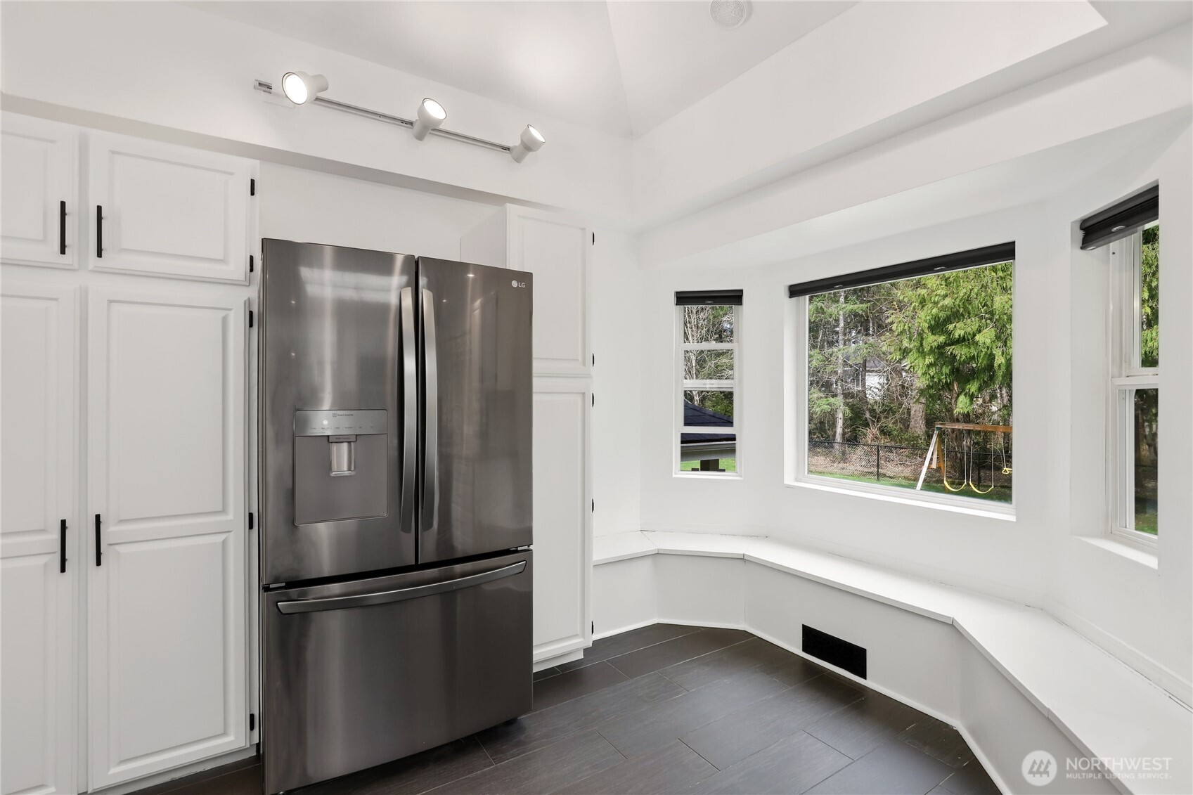 1063 SW Depot Court , Port Orchard, WA 98367-9384