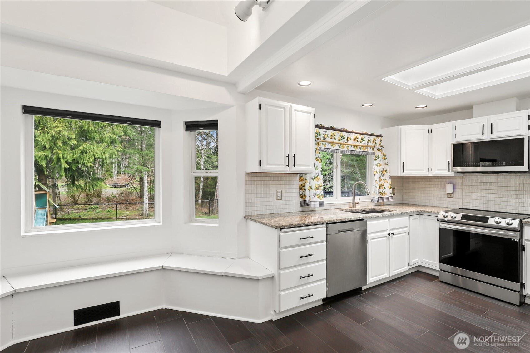 1063 SW Depot Court , Port Orchard, WA 98367-9384