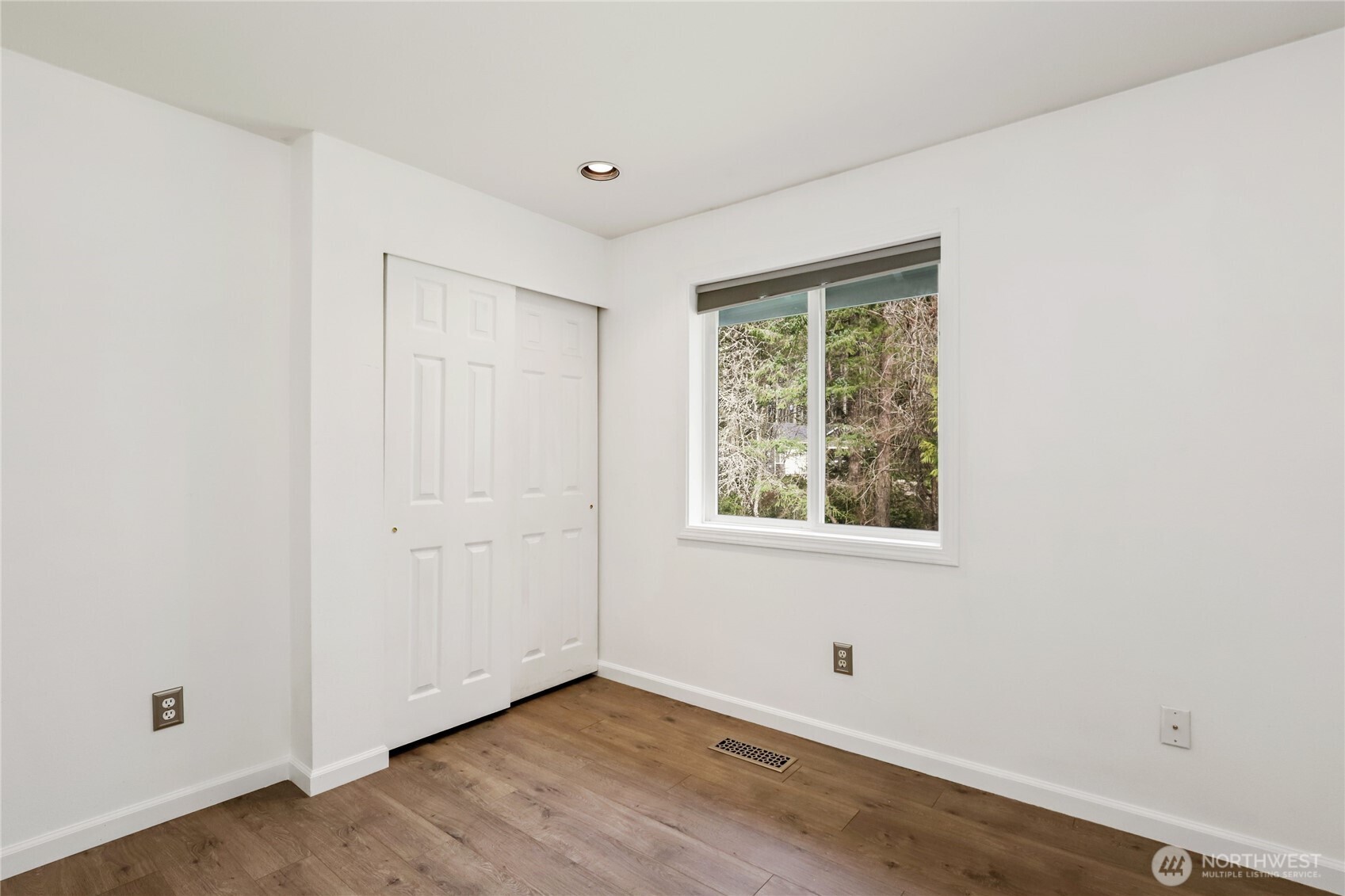 1063 SW Depot Court , Port Orchard, WA 98367-9384