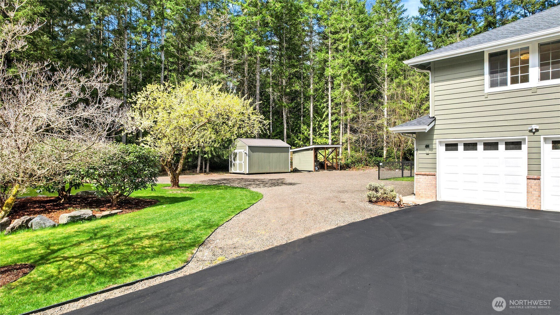 1063 SW Depot Court , Port Orchard, WA 98367-9384