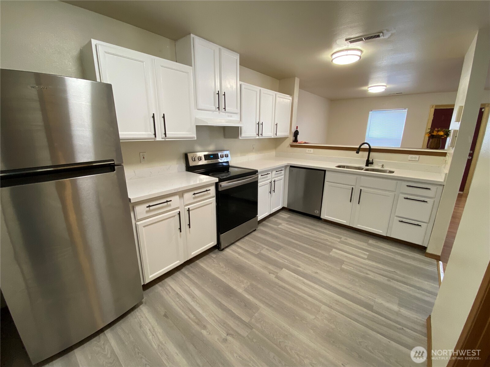 4827 41st Lane SE, Lacey, WA 98503