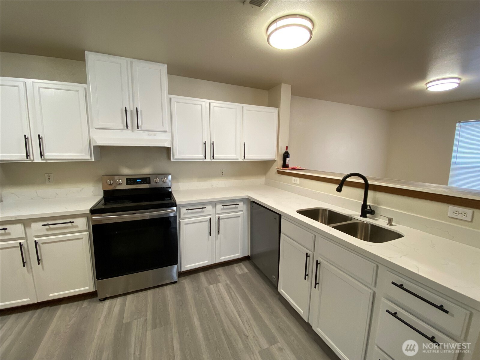 4827 41st Lane SE, Lacey, WA 98503