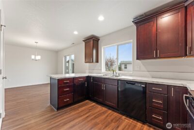 602 Pratt Avenue , Royal City, WA 99357 - Photo 12
