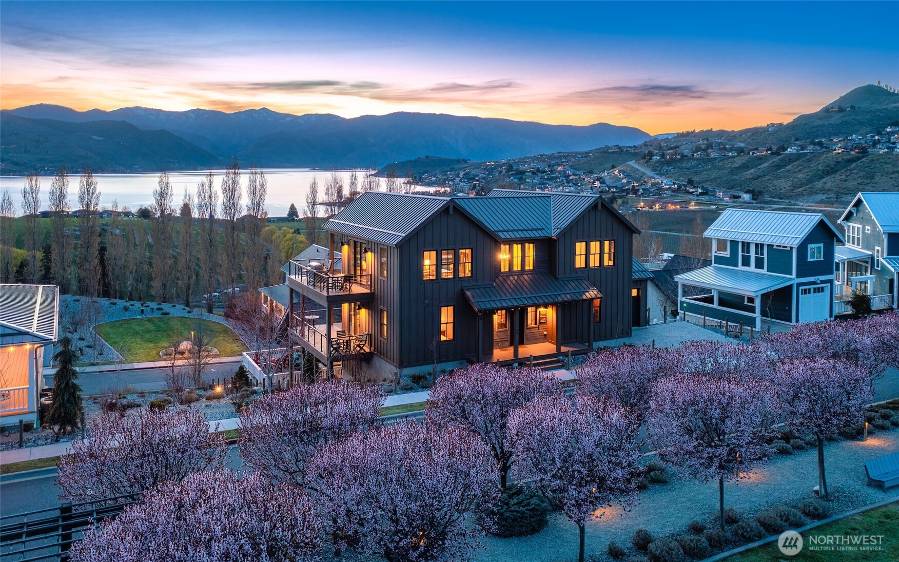 168 Jackrabbit Lane , Chelan, WA 98816