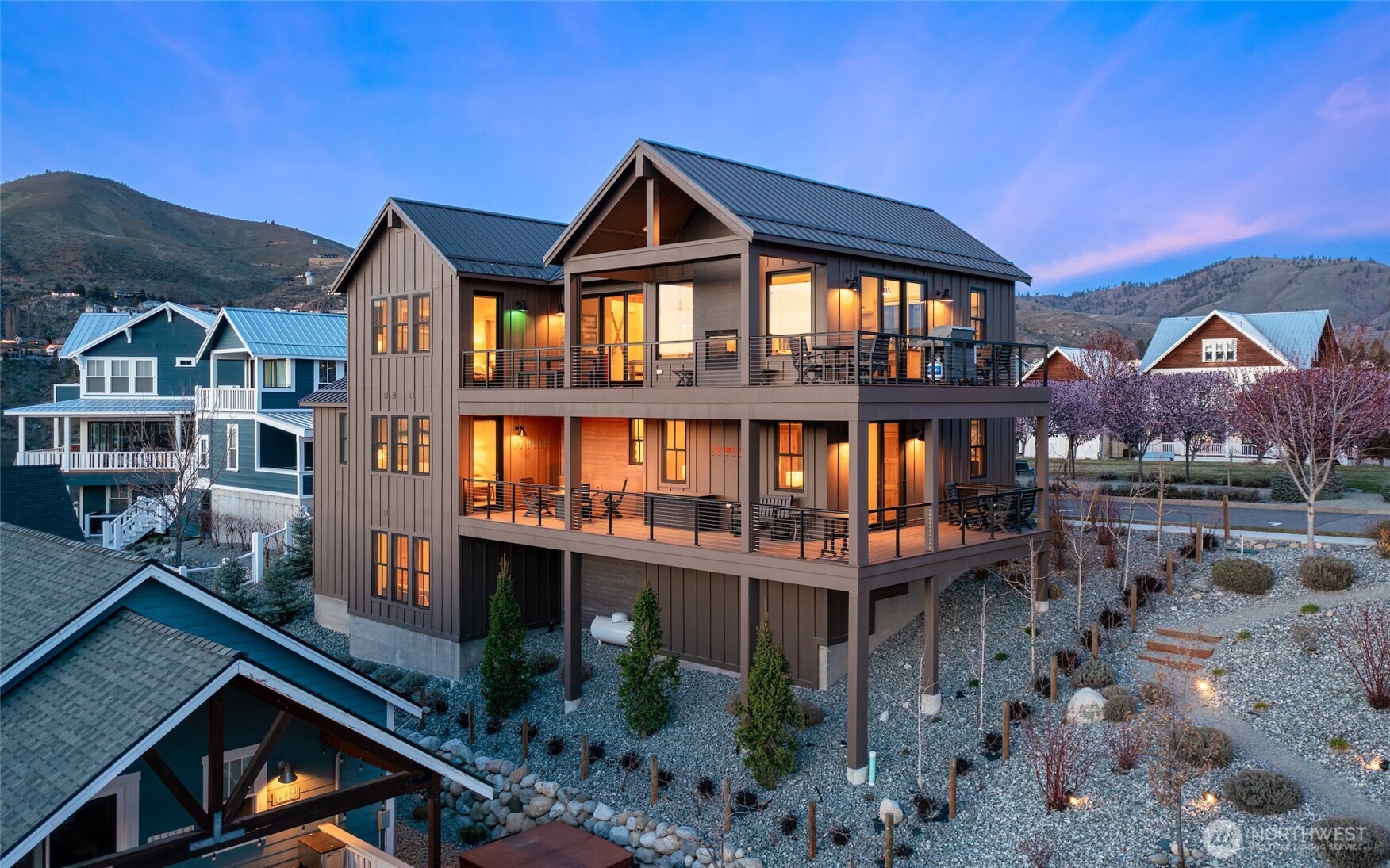 168 Jackrabbit Lane , Chelan, WA 98816