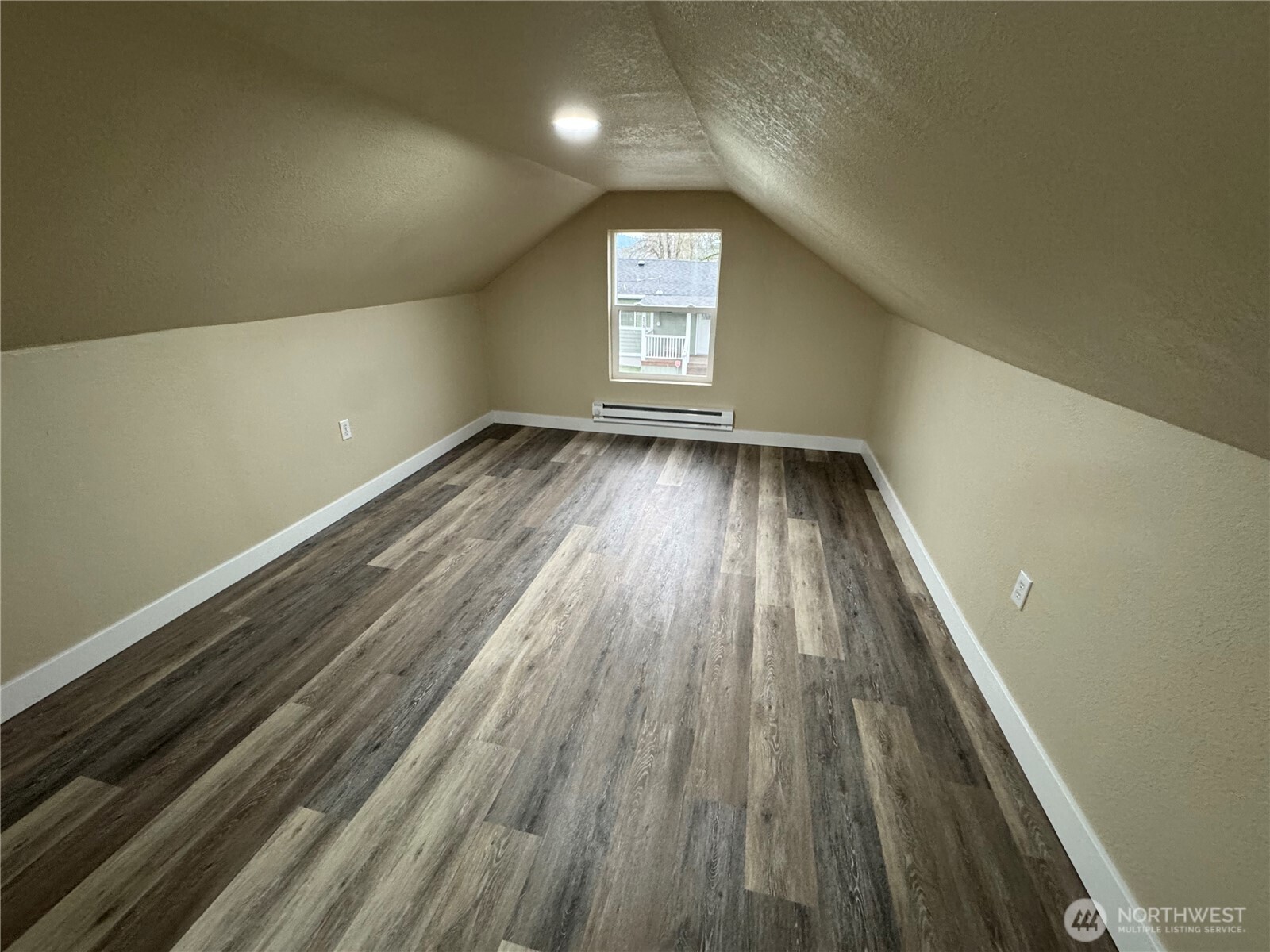 204 2nd Ave Avenue N, Algona, WA 98001