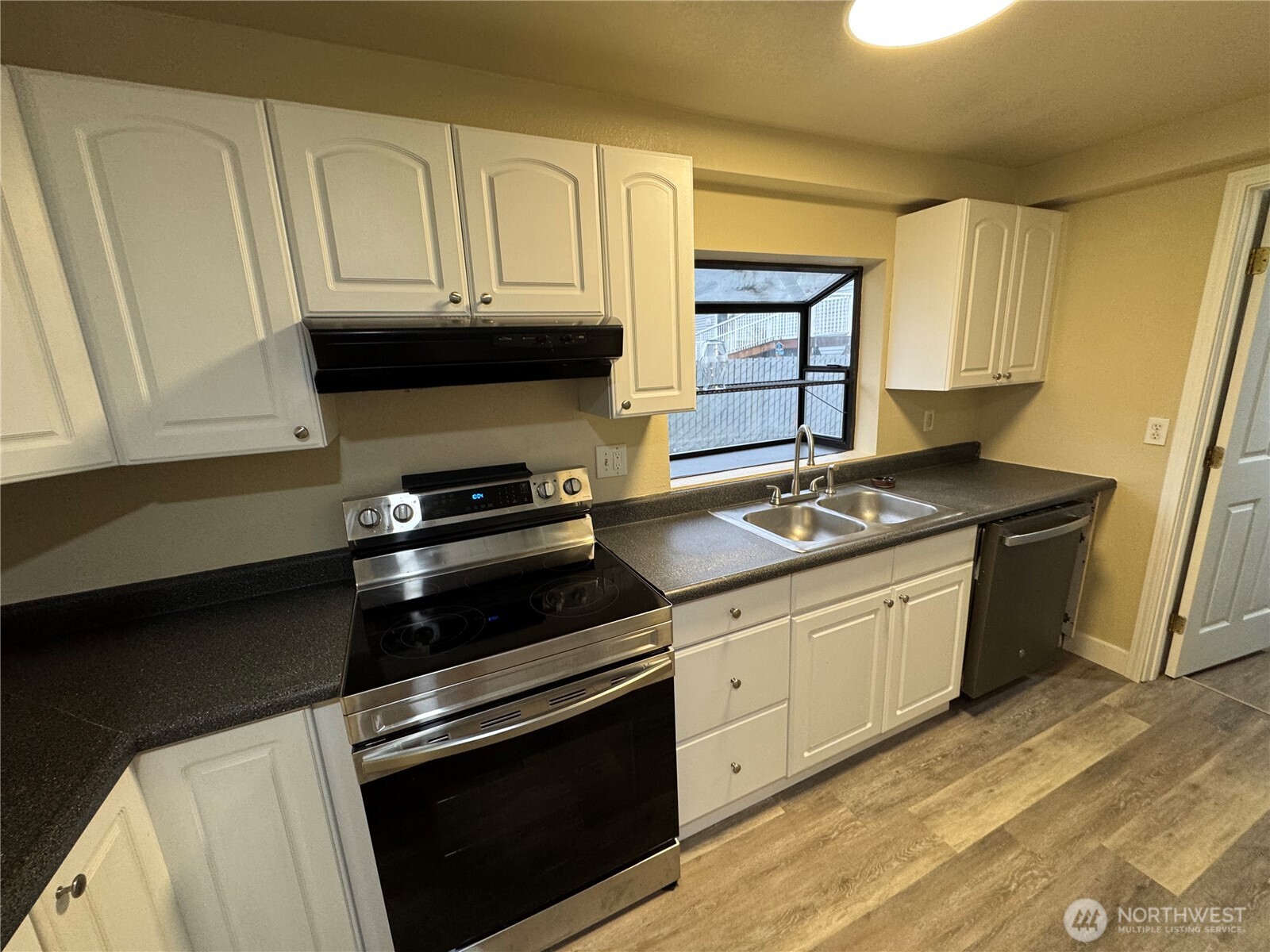 204 2nd Ave Avenue N, Algona, WA 98001