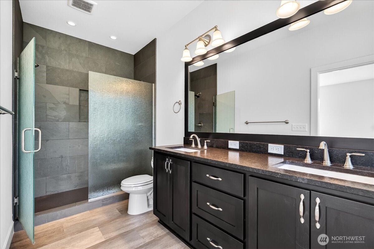 1023 Spirit Lake Hwy , Castle Rock, WA 98611