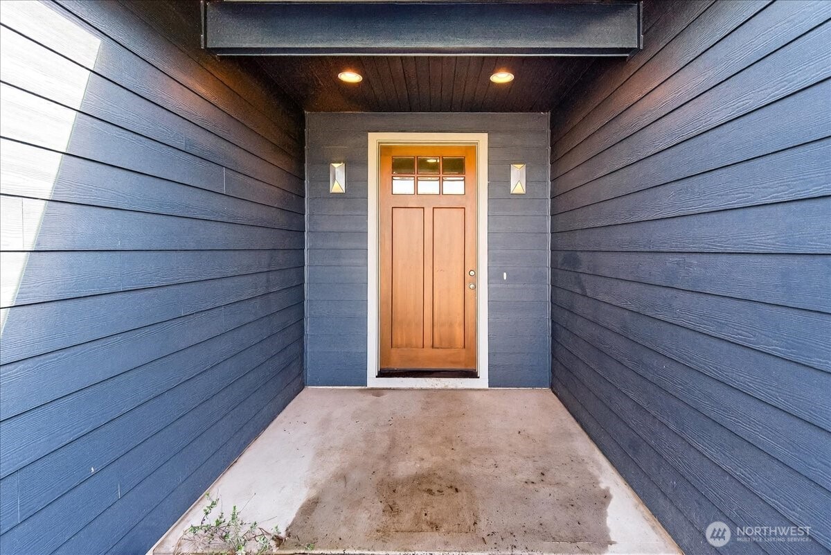 1023 Spirit Lake Hwy , Castle Rock, WA 98611