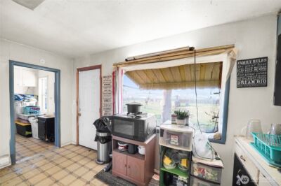 4064 Airway Drive NE, Moses Lake, WA 98837 - Photo 14