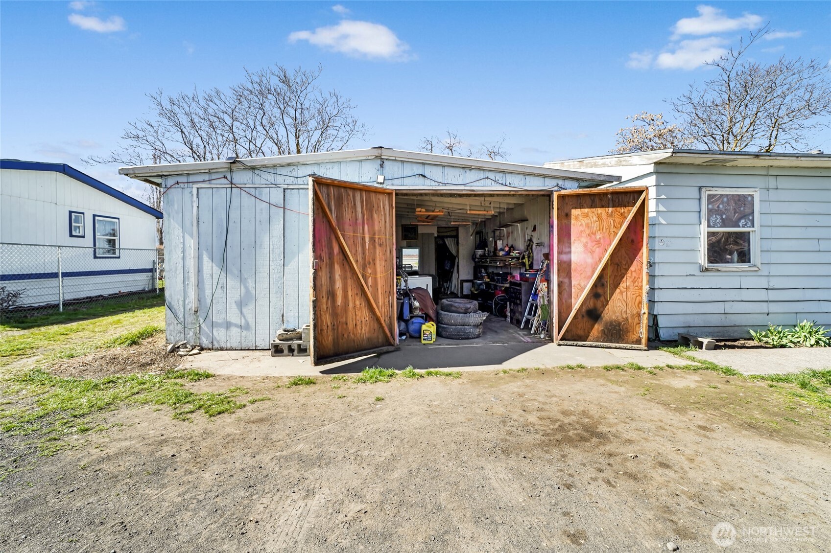 4064 Airway Drive NE, Moses Lake, WA 98837