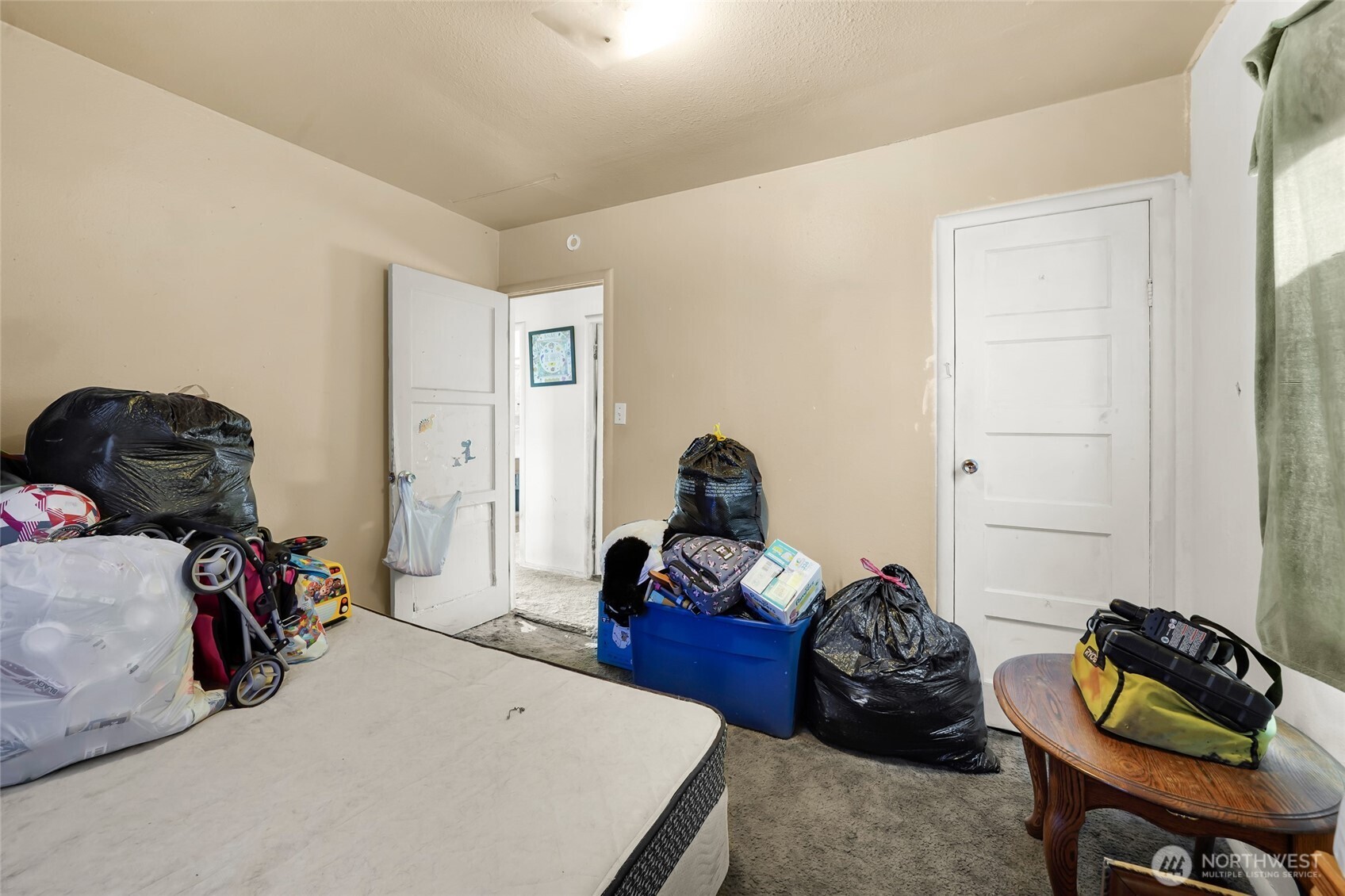 4064 Airway Drive NE, Moses Lake, WA 98837