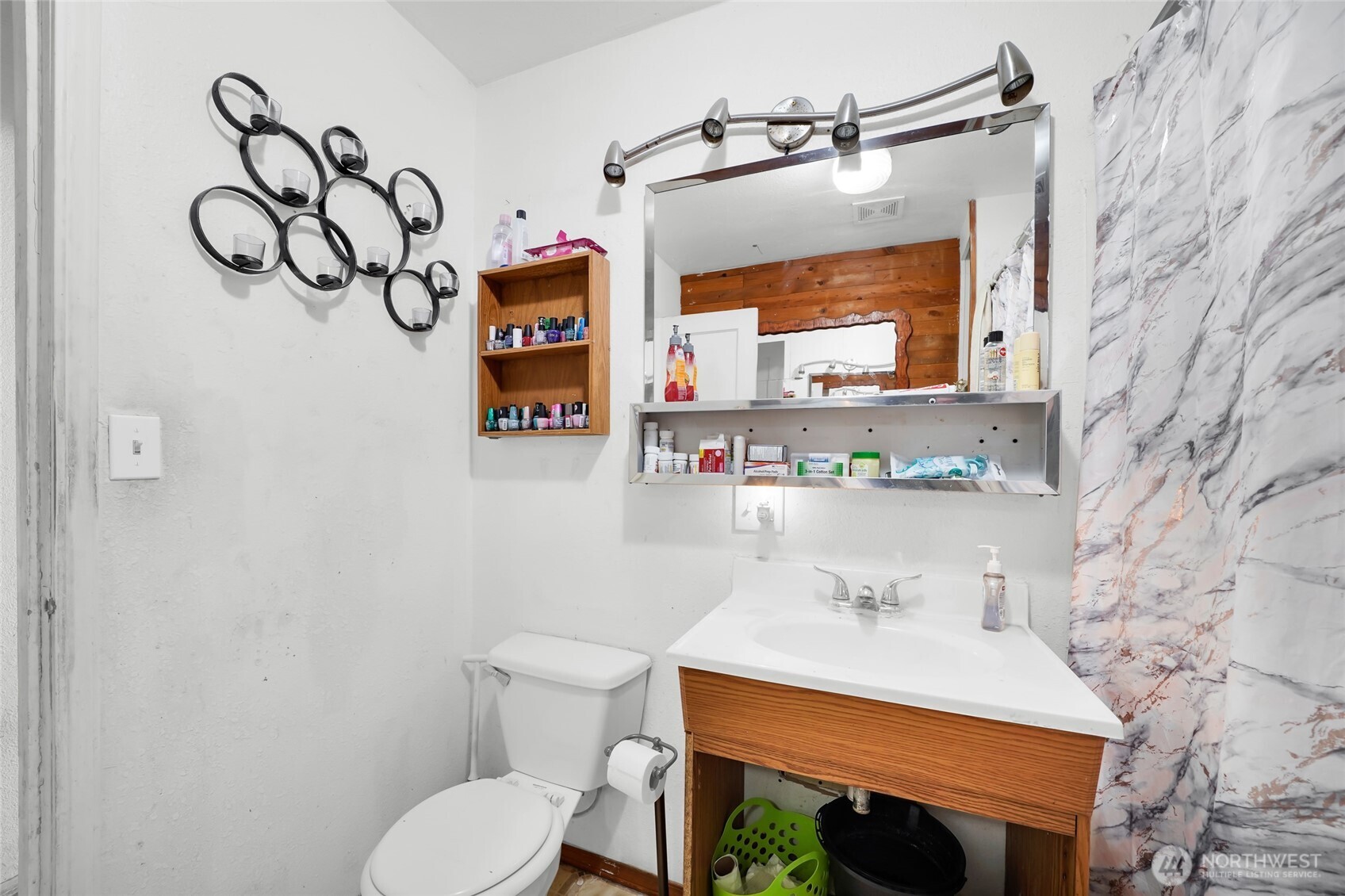 4064 Airway Drive NE, Moses Lake, WA 98837