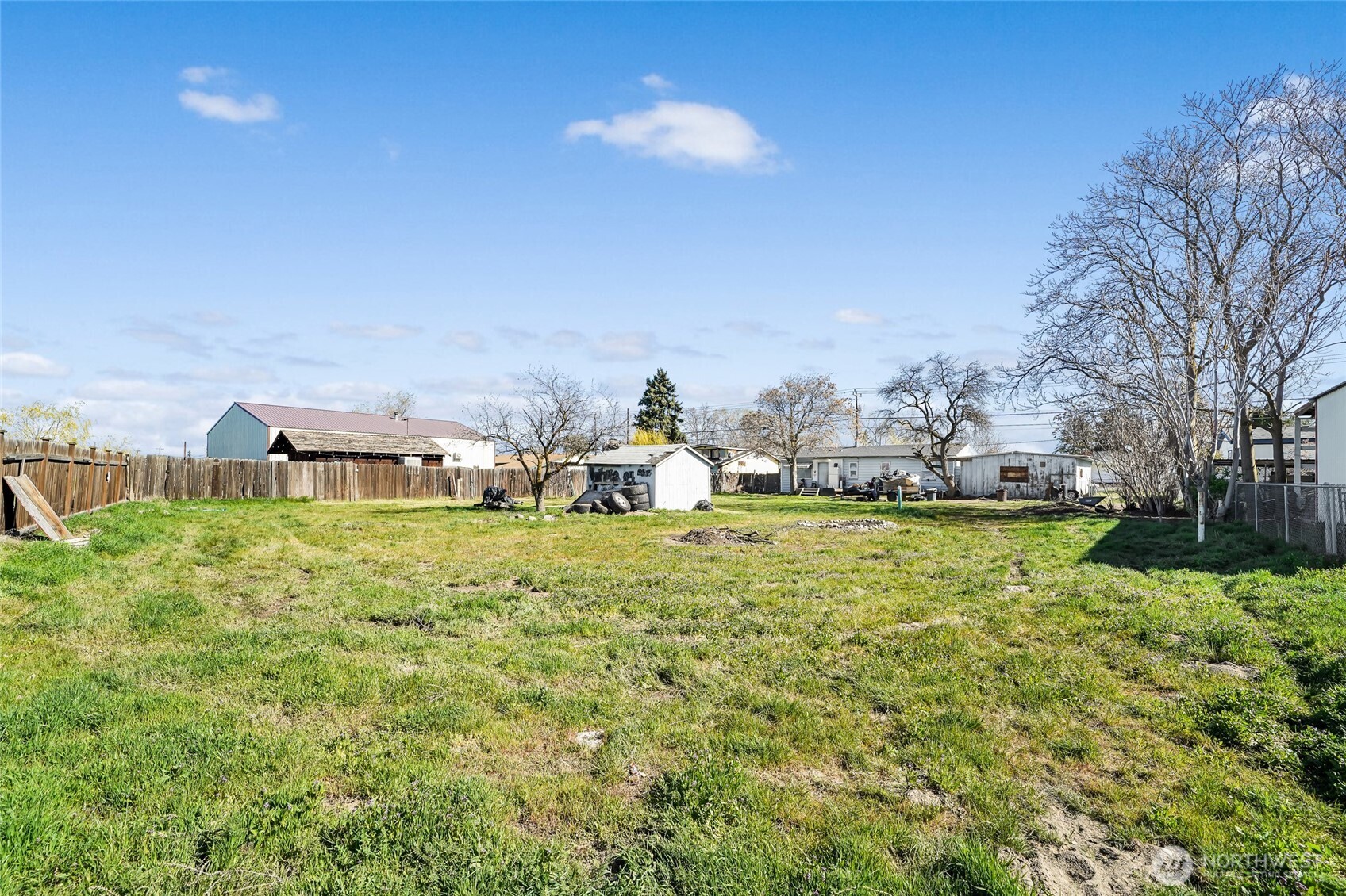 4064 Airway Drive NE, Moses Lake, WA 98837