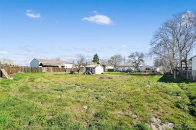 4064 Airway Drive NE, Moses Lake, WA 98837 - Photo 5