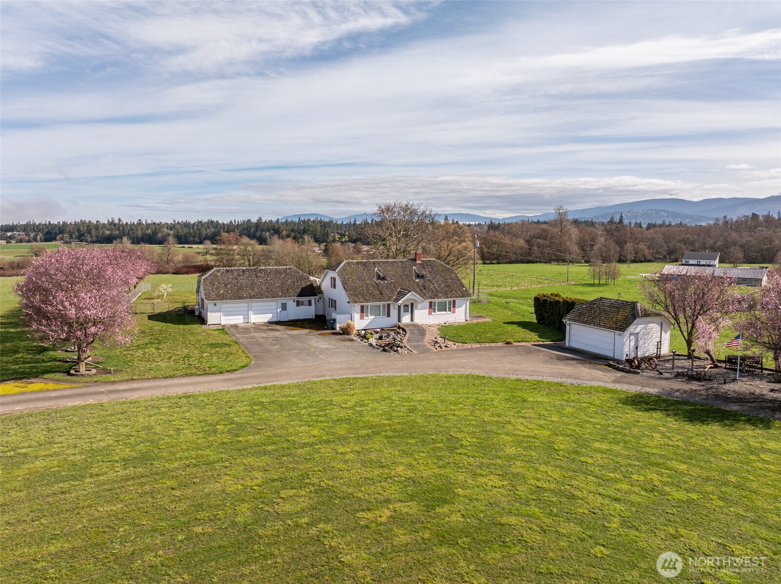 4596 Woodcock Road , Sequim, WA 98382-8523