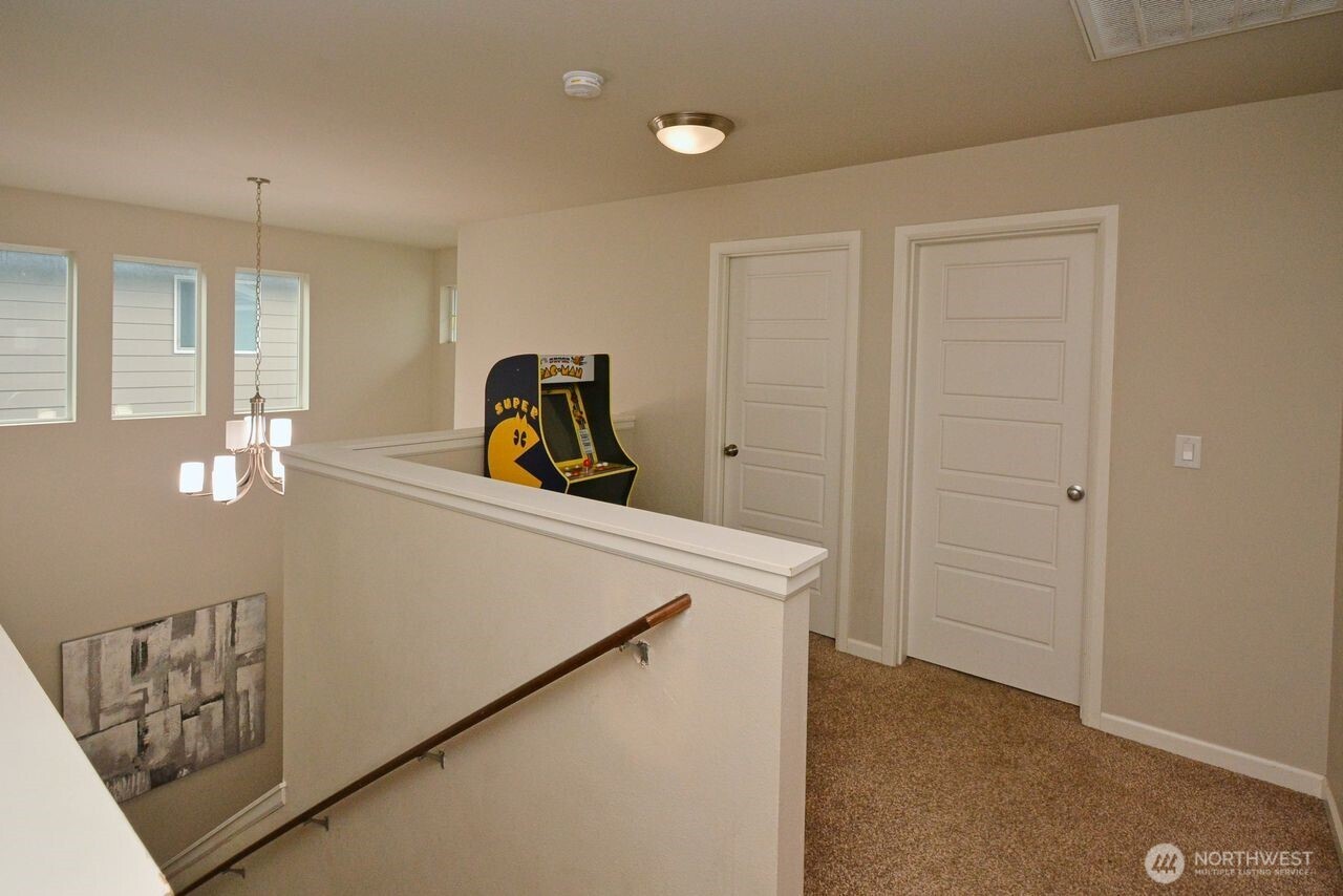 9976 Charles Street , Yelm, WA 98597