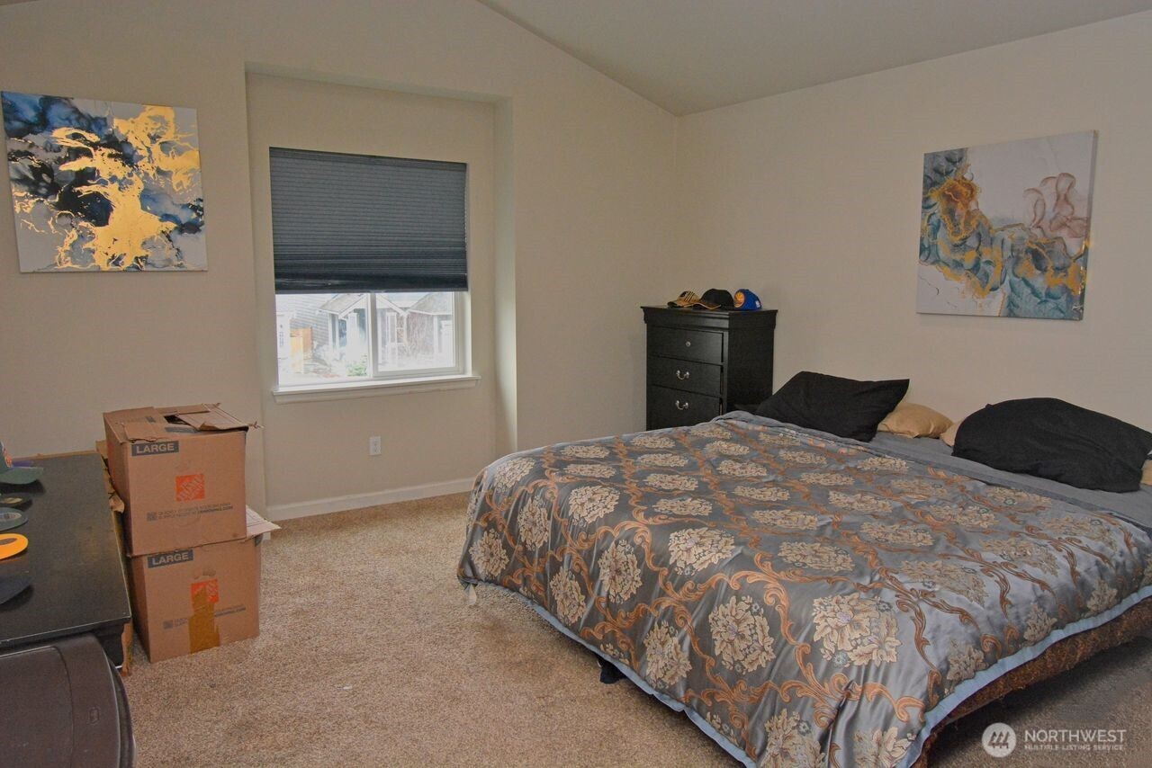 9976 Charles Street , Yelm, WA 98597