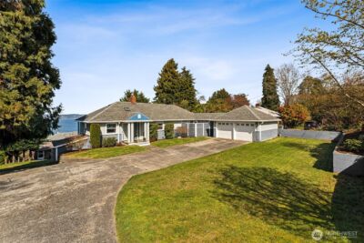 8424 East Side Drive NE, Tacoma, WA 98422 - Photo 3