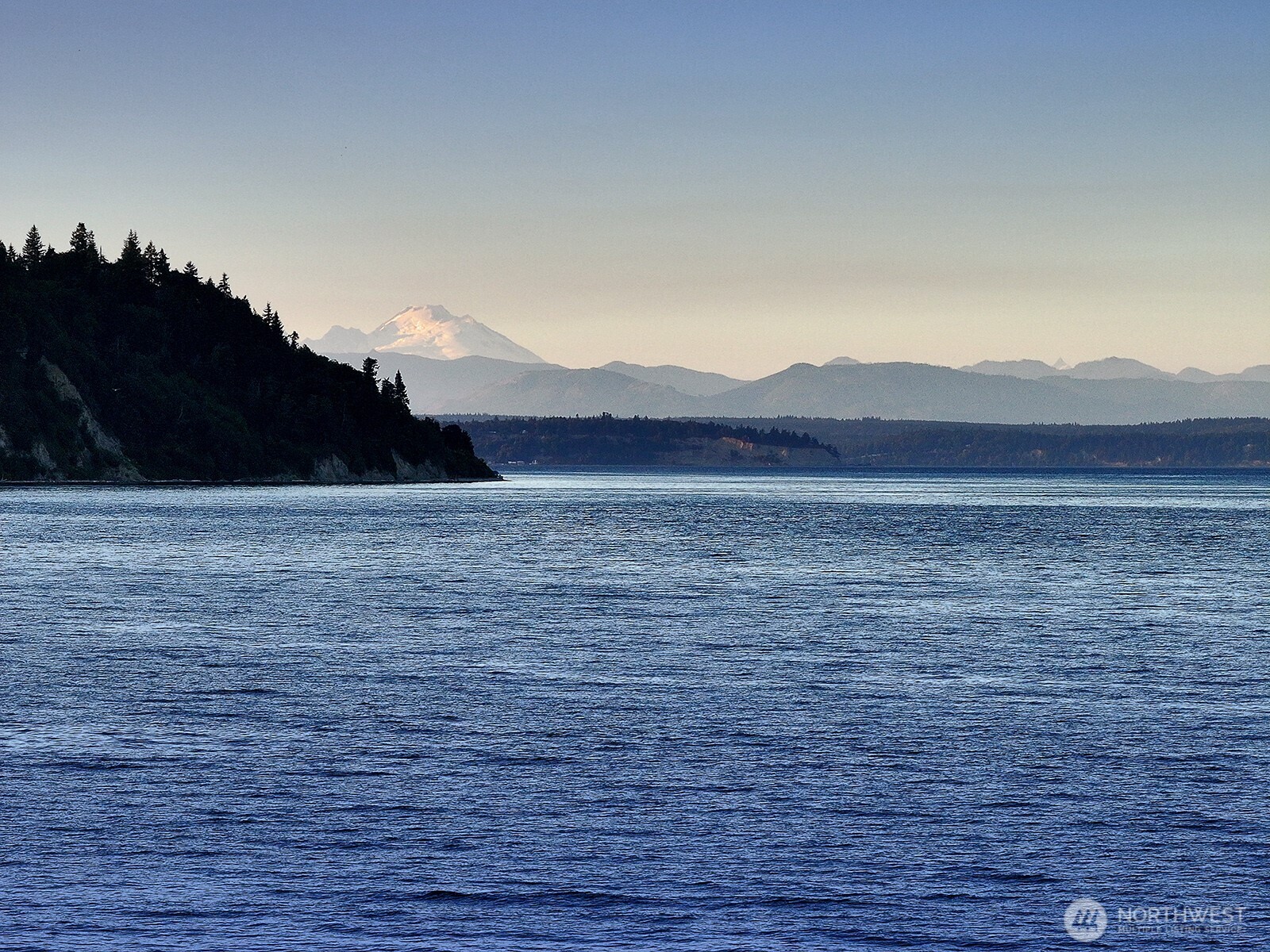 8267 Franklin Road , Clinton, WA 98236