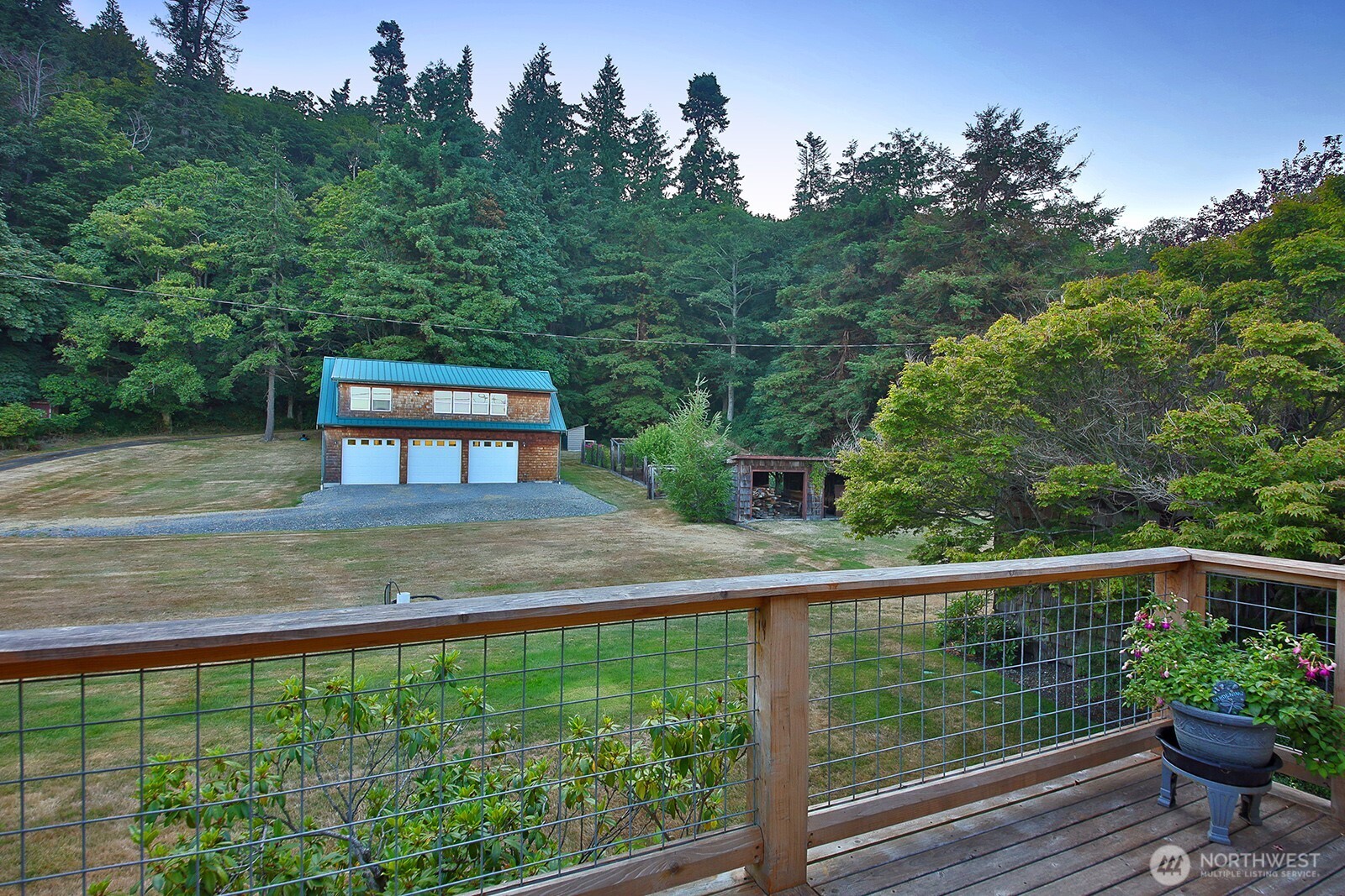 8267 Franklin Road , Clinton, WA 98236