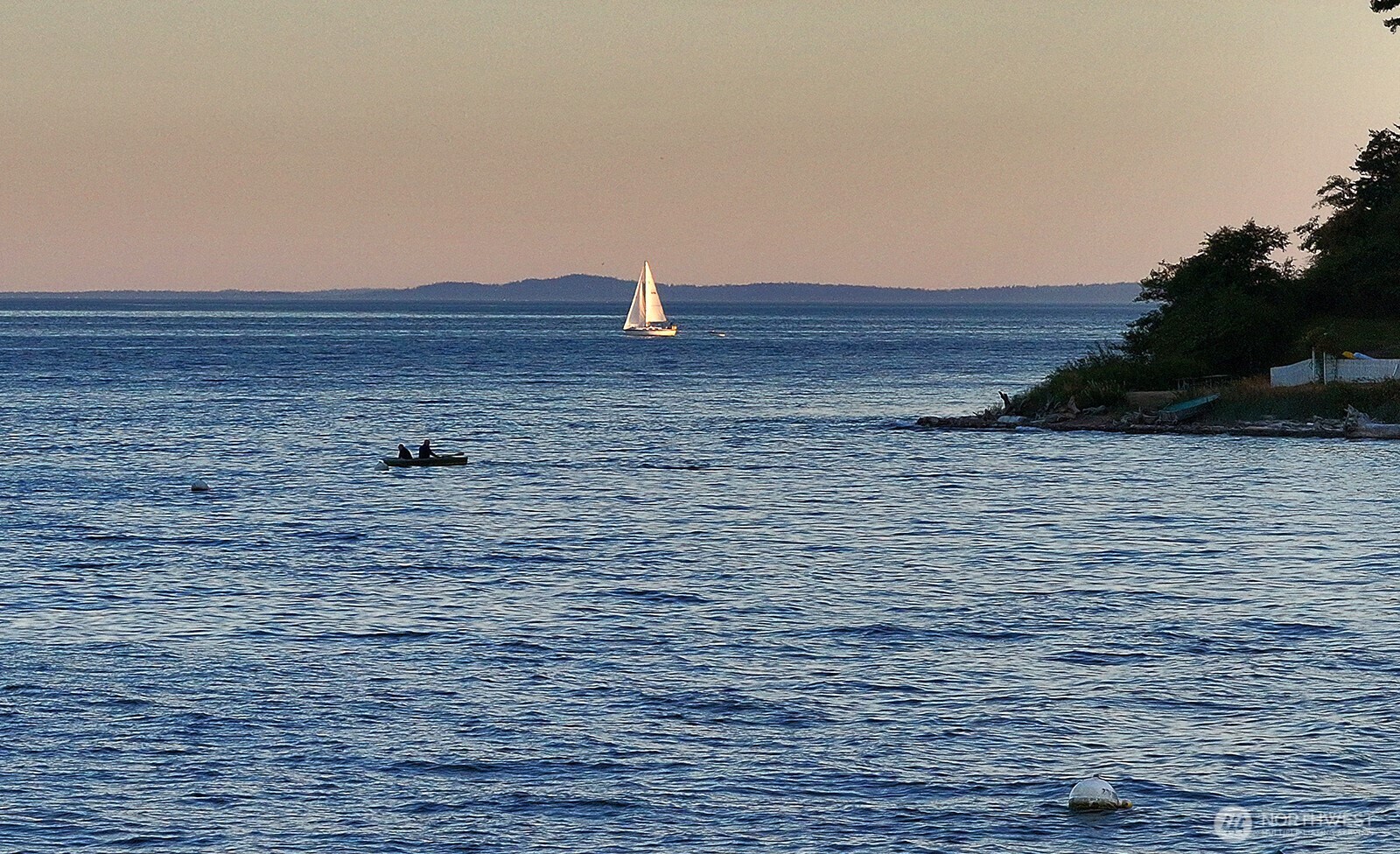 8267 Franklin Road , Clinton, WA 98236