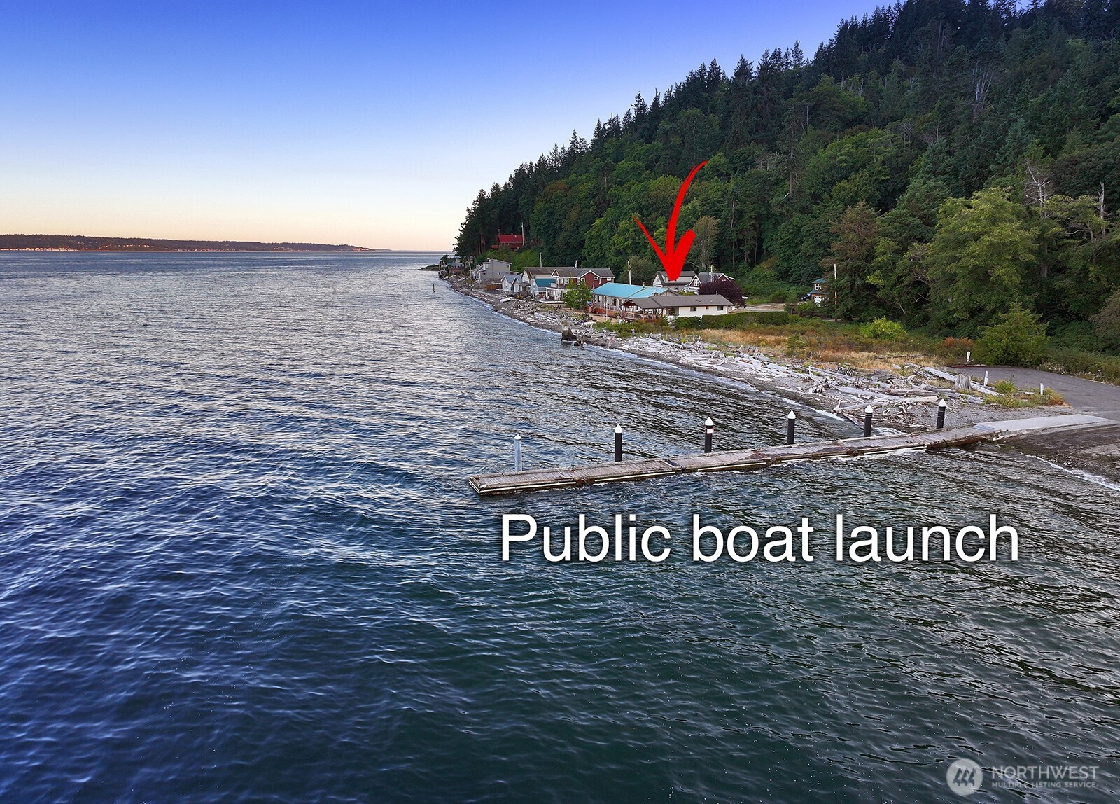 8267 Franklin Road , Clinton, WA 98236