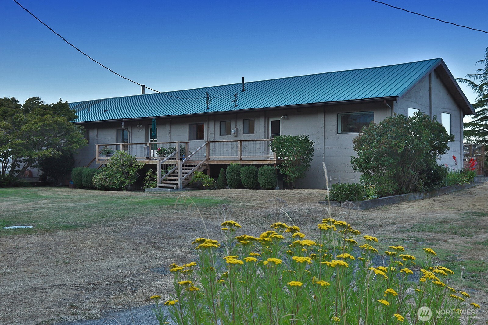 8267 Franklin Road , Clinton, WA 98236