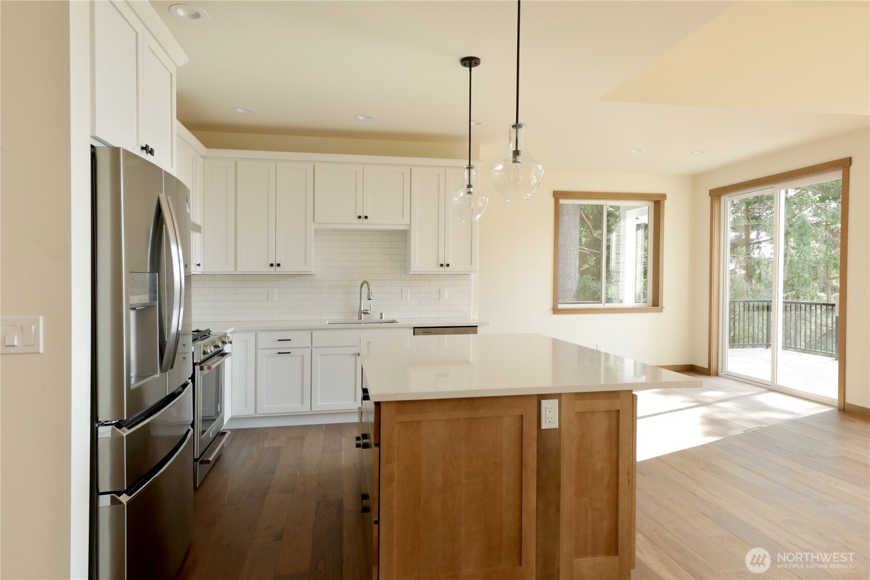 1806 Twin Oaks Lane , Freeland, WA 98249