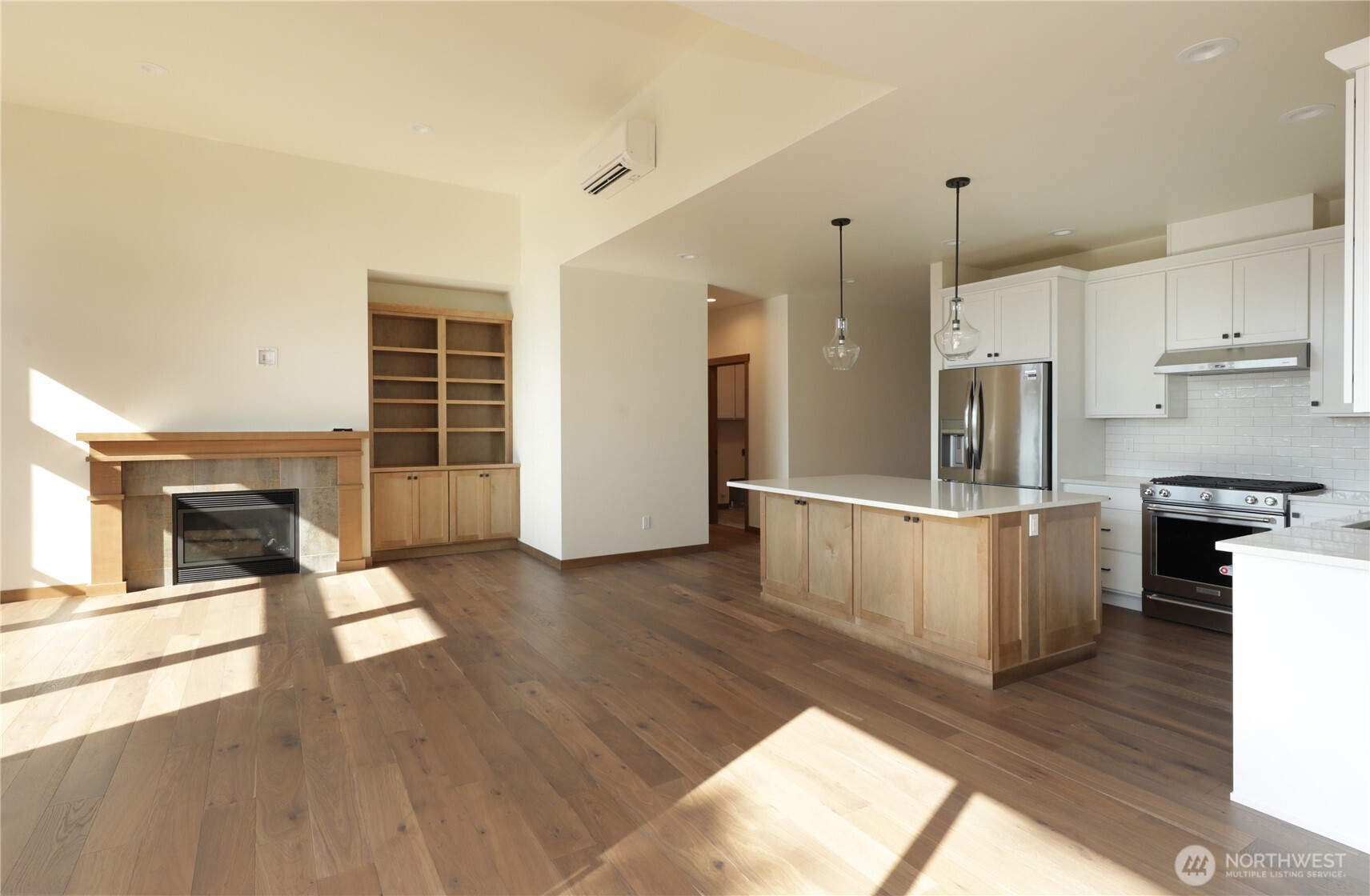 1806 Twin Oaks Lane , Freeland, WA 98249