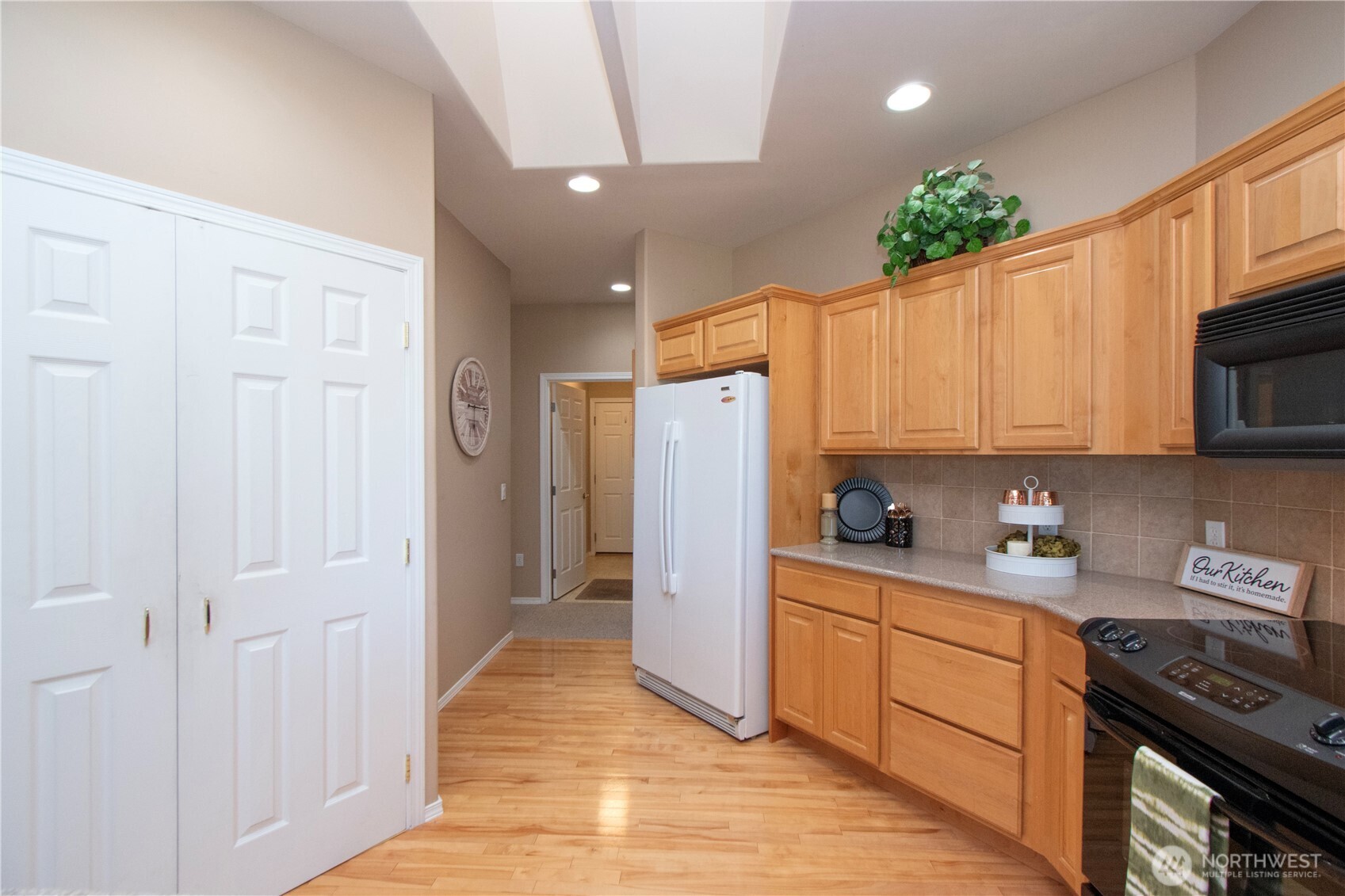 40 Cascadia Loop , Sequim, WA 98382