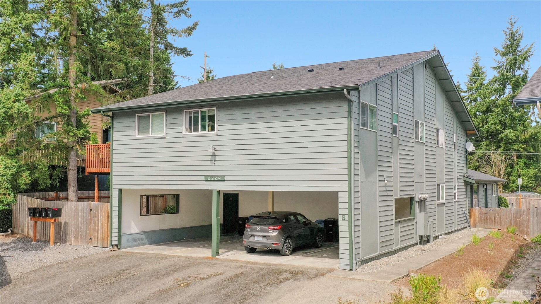 2224 NE 197TH Place , Shoreline, WA 98155