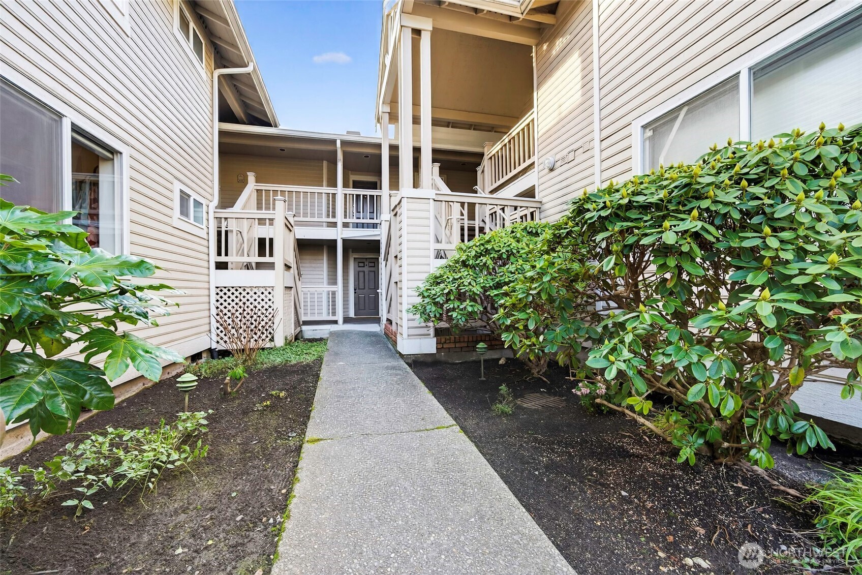 432 3rd Avenue S #B204, Edmonds, WA 98020