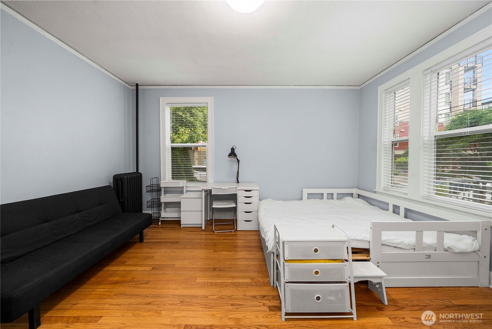 905 NE 43rd Street #107, Seattle, WA 98105