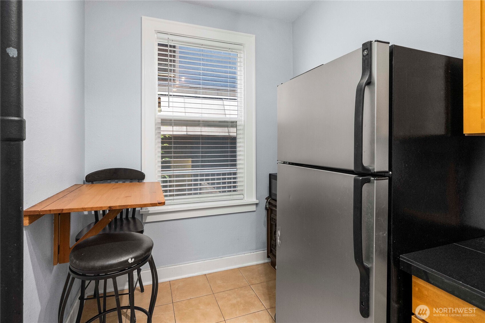 905 NE 43rd Street #107, Seattle, WA 98105