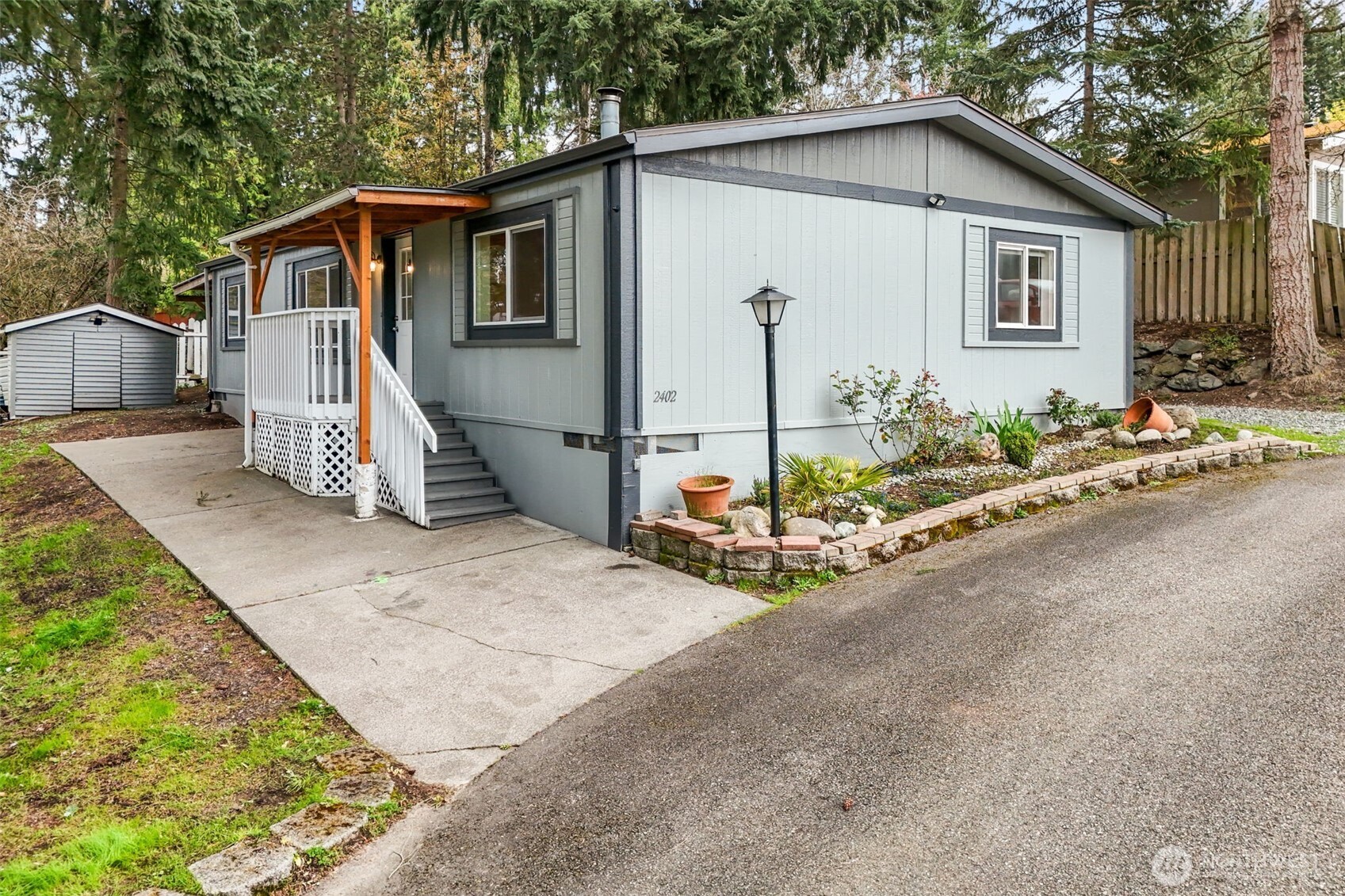 2402 S 370th place , Federal Way, WA 98003