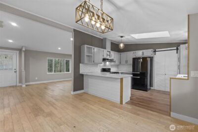 2402 S 370th place , Federal Way, WA 98003 - Photo 2