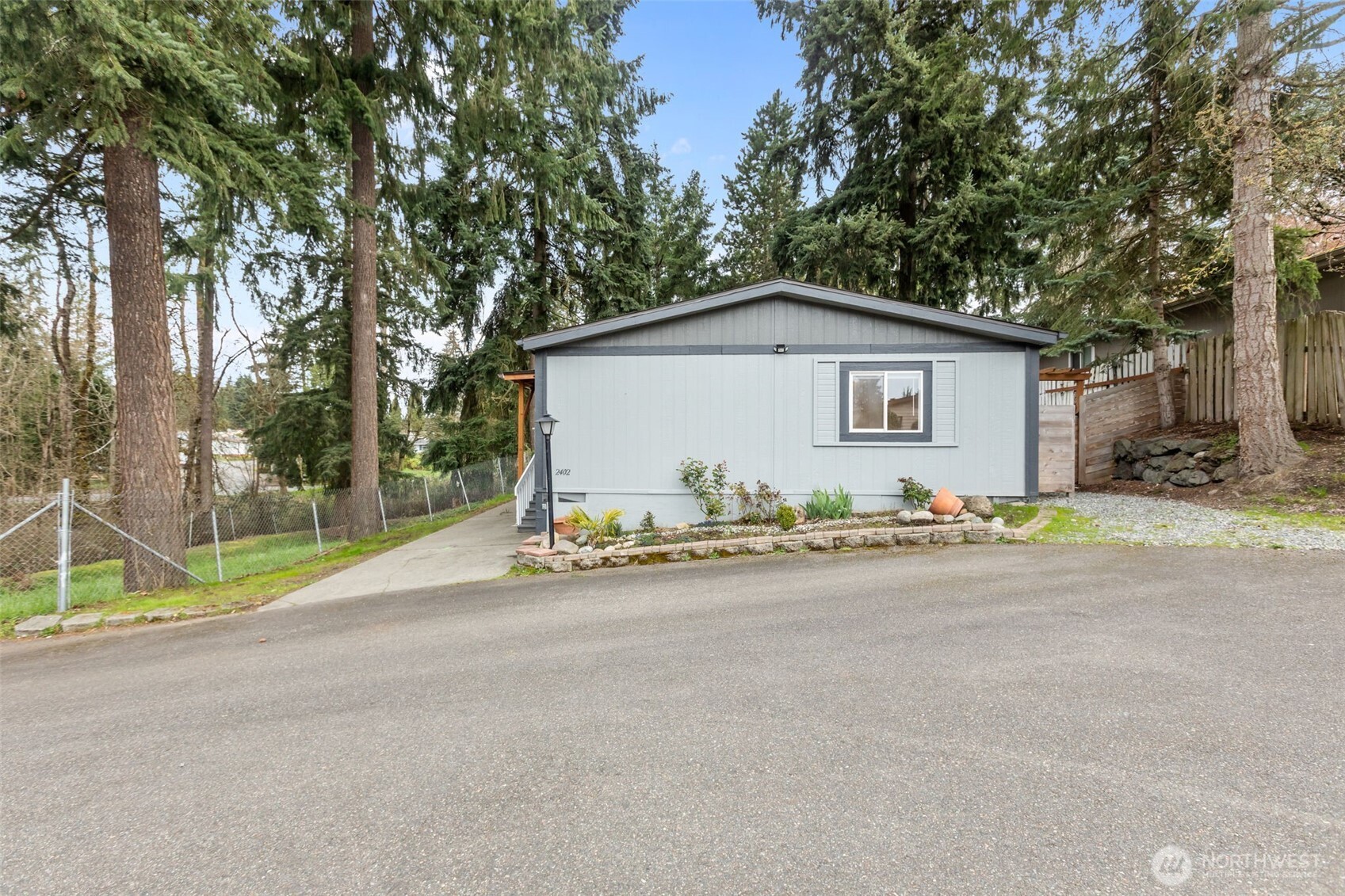2402 S 370th place , Federal Way, WA 98003