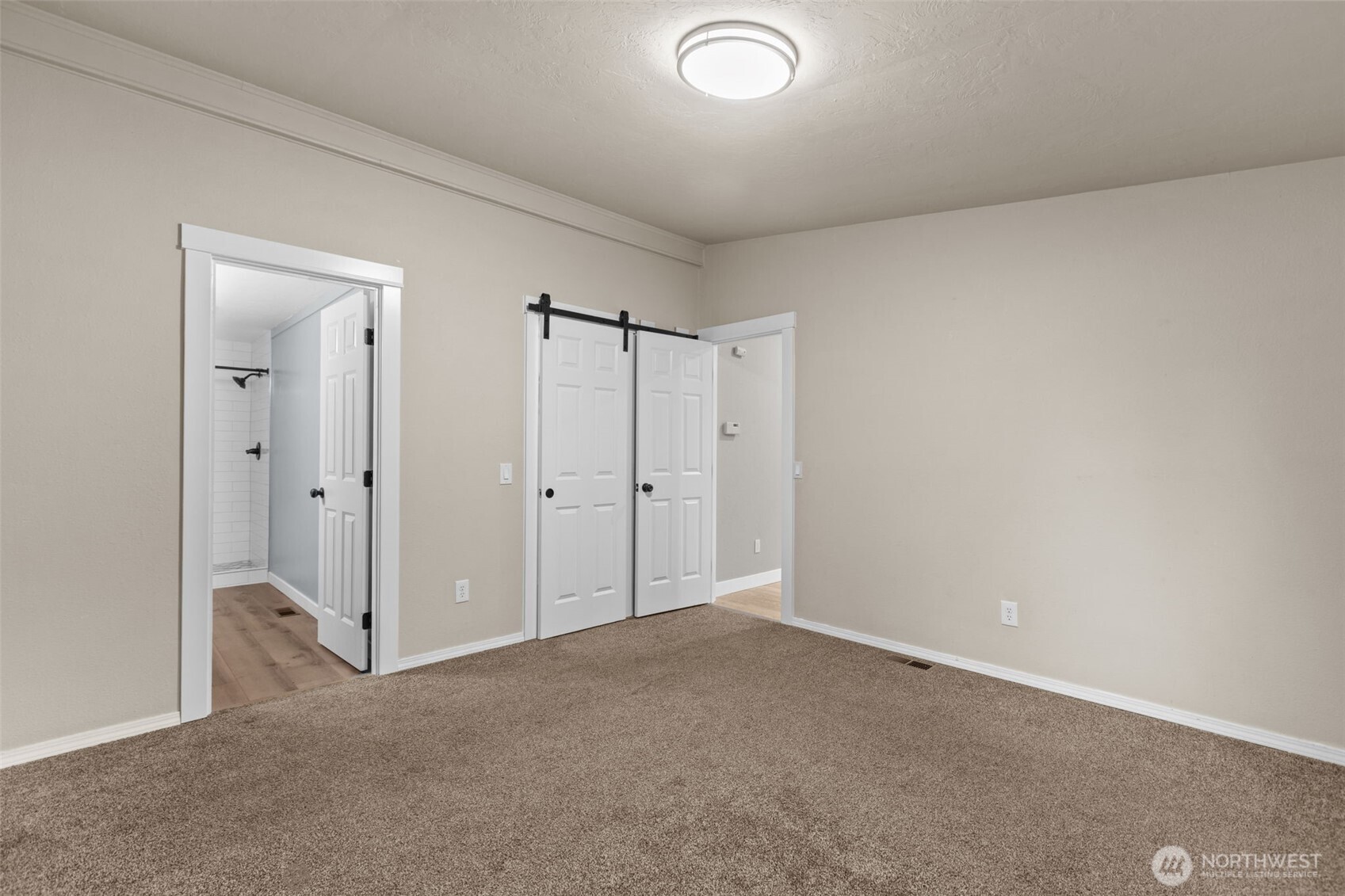 2402 S 370th place , Federal Way, WA 98003