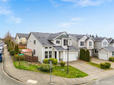 2203 164th Avenue E, Lake Tapps, WA 98391 - Photo 2