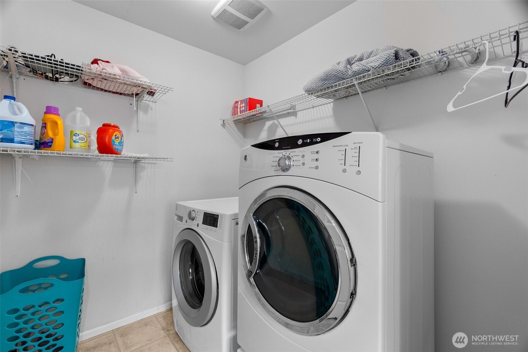 2203 164th Avenue E, Lake Tapps, WA 98391