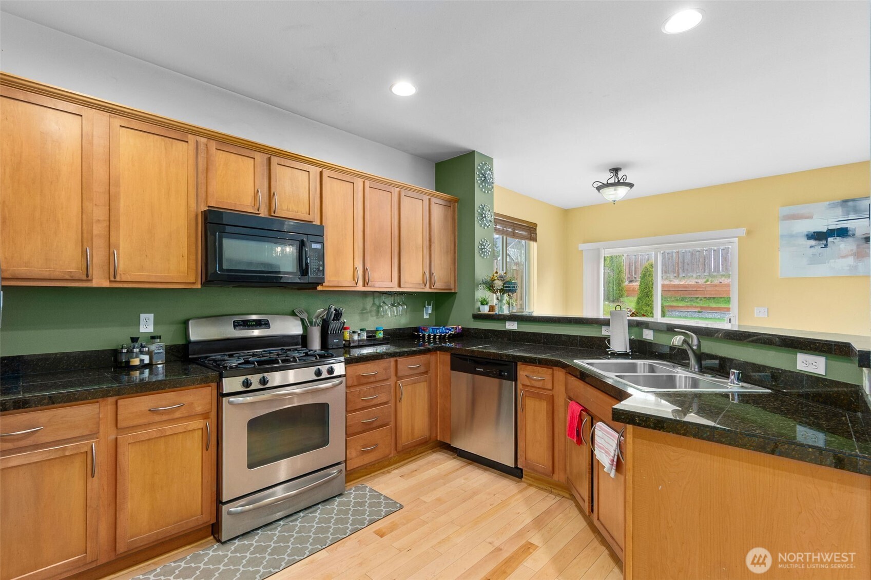 2203 164th Avenue E, Lake Tapps, WA 98391