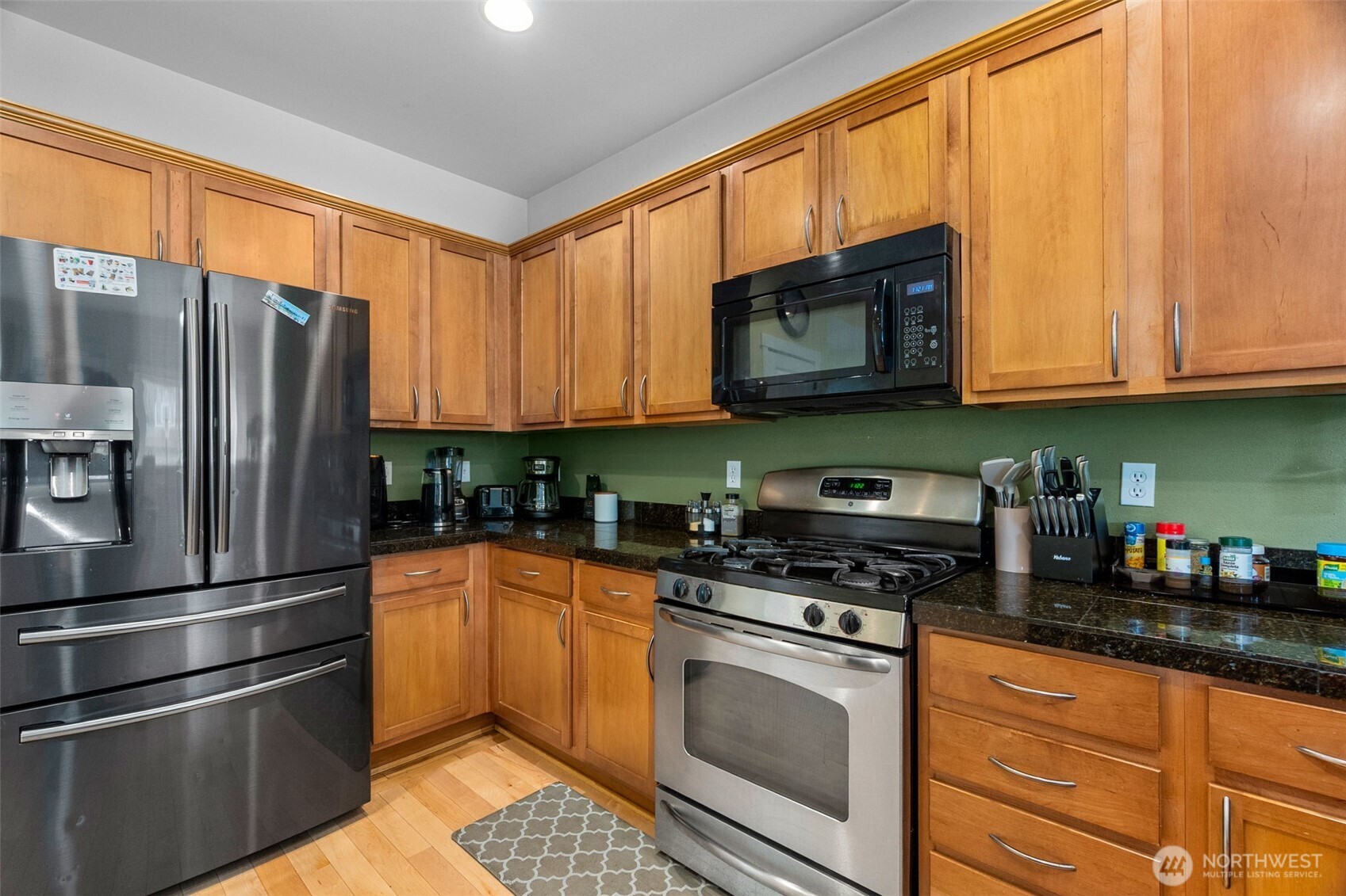 2203 164th Avenue E, Lake Tapps, WA 98391