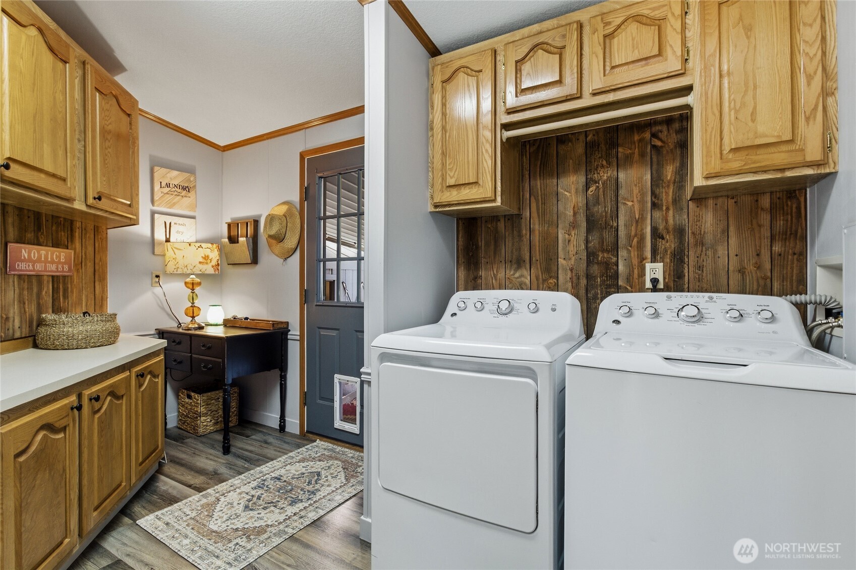 542 NE Fleetwood Avenue , College Place, WA 99324