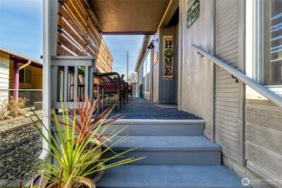 542 NE Fleetwood Avenue , College Place, WA 99324 - Photo 3