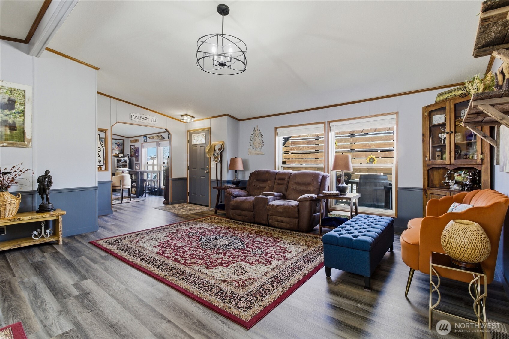 542 NE Fleetwood Avenue , College Place, WA 99324