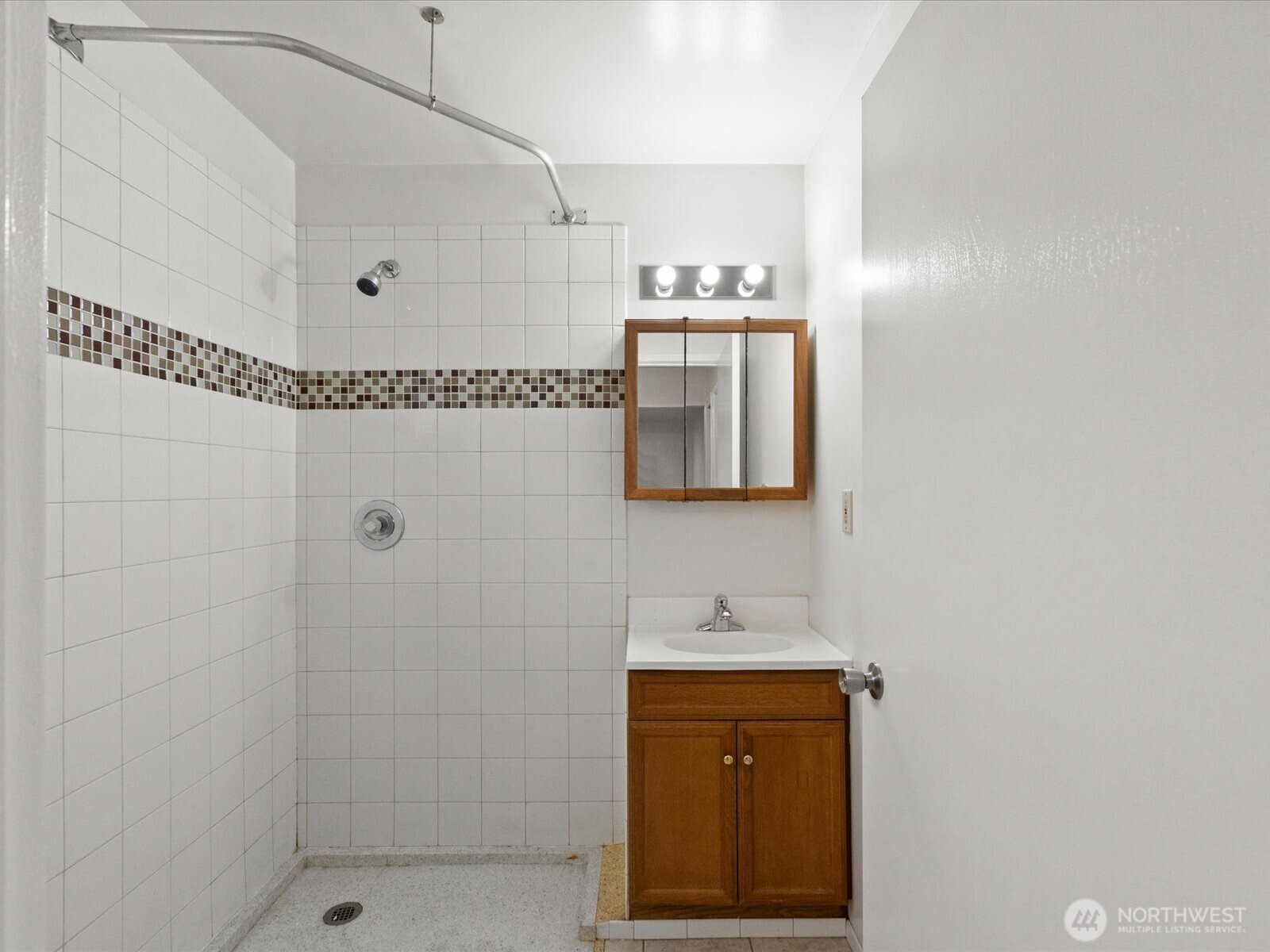 735 F Street NE, Auburn, WA 98002
