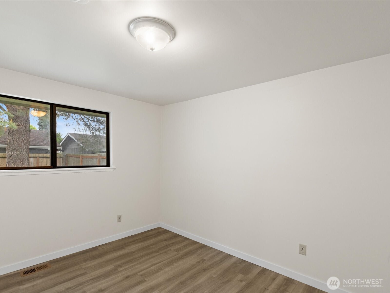 735 F Street NE, Auburn, WA 98002