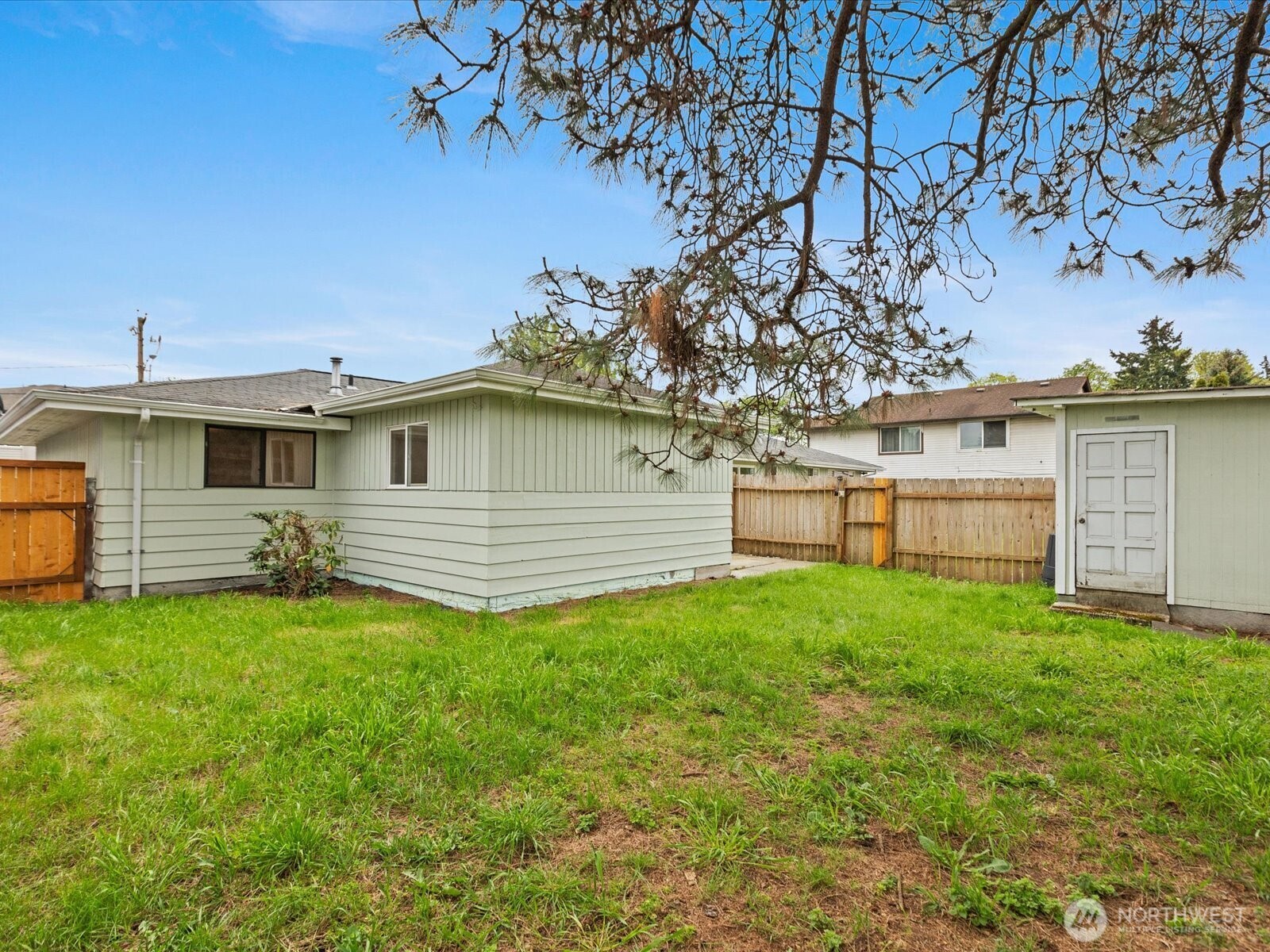 735 F Street NE, Auburn, WA 98002